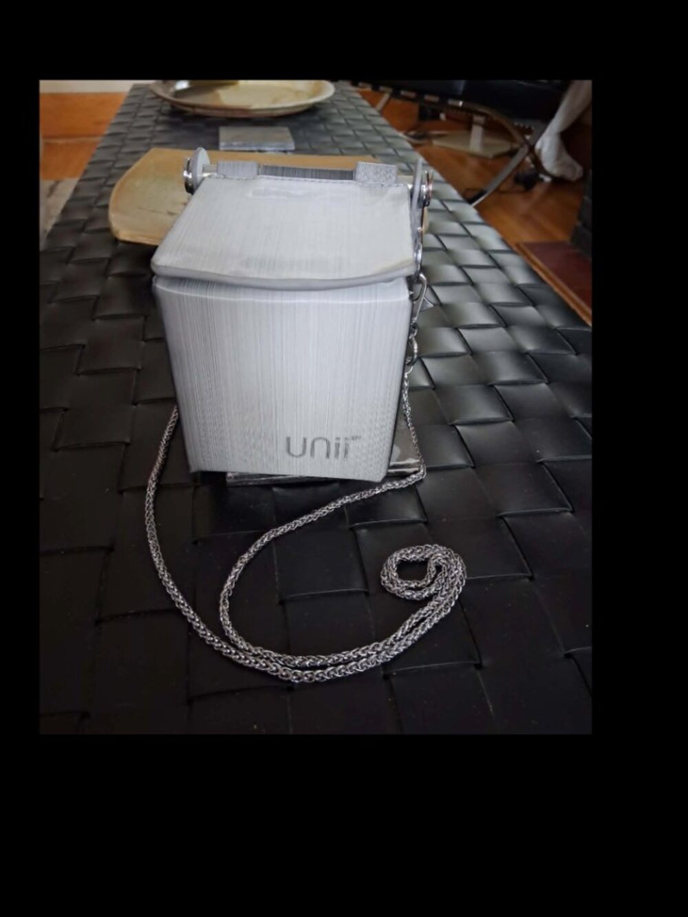 Unii Box Crossbody Purse with Silver Chain, NWOT - Picture 5 of 5